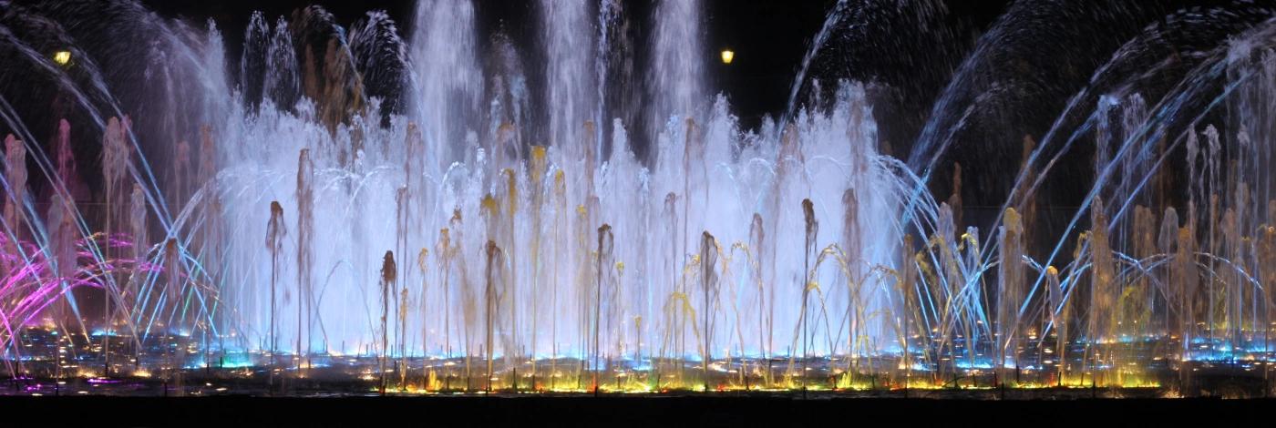 Amazing Burj Khalifa fountains in Dubai downtown, The Dubai Fountain Amazing Burj Khalifa fountains in Dubai downtown, The Dubai Fountain