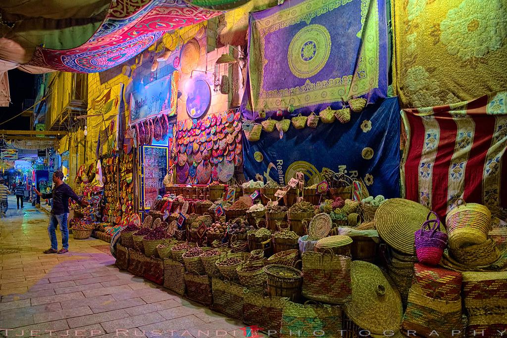 title of wiki Aswan Market