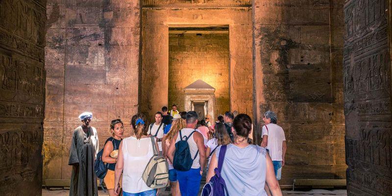 Inside Abu Simble Inside Abu Simble