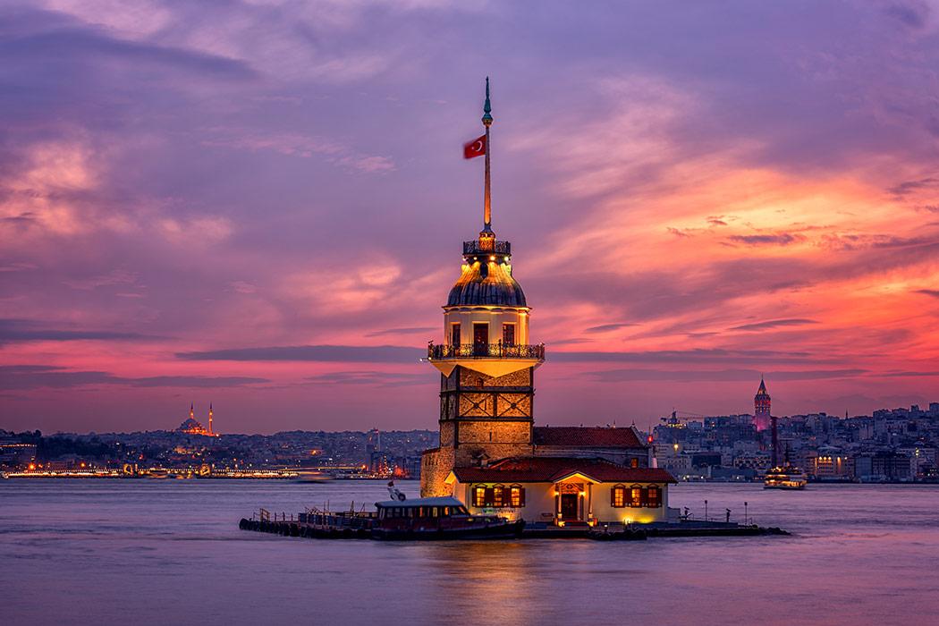 Maidens Tower, Turkey Maidens Tower, Bosporus Lake