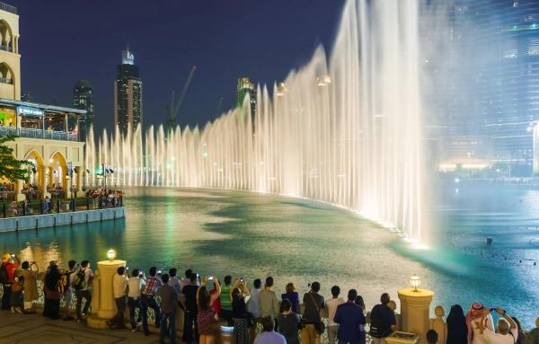 Amazing Burj Khalifa fountains in Dubai downtown, The Dubai Fountain Amazing Burj Khalifa fountains in Dubai downtown, The Dubai Fountain